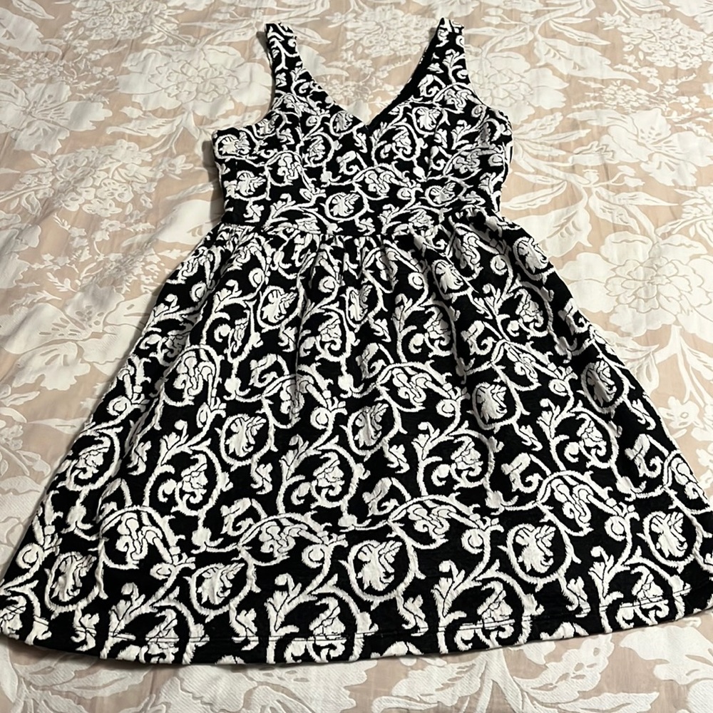 Women’s dress